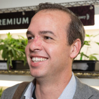 https://rimrockfarms.org/wp-content/uploads/2022/01/leafly-david.jpg